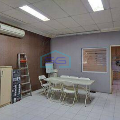 Disewa Ruko 4,5 lantai di Kelapa Gading, rapi, siap pakai