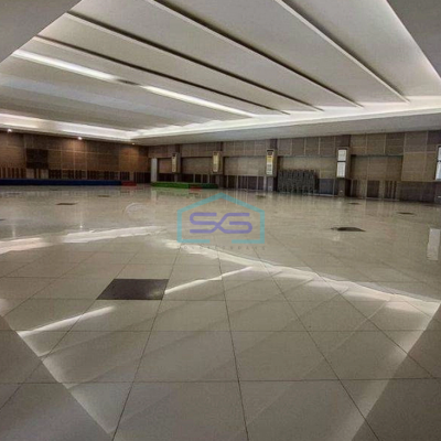 Disewakan Ruang Usaha Lokasi Strategis Parkir Luas Jln. Kopo Pusat Kota Bandung LT 2000m2