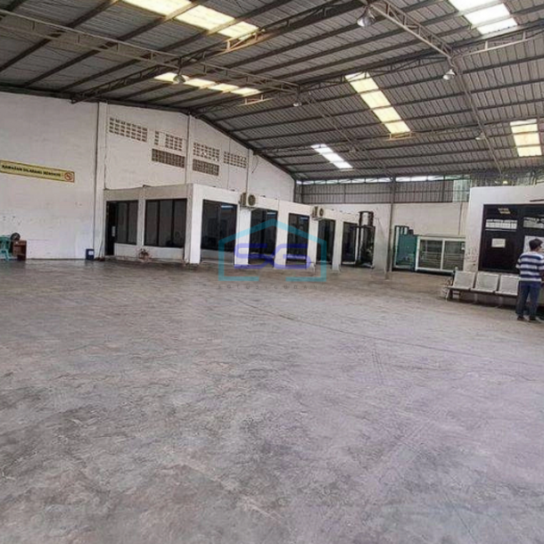 Disewakan Gudang Bagus Strategis Siap Produksi Jln. Kopo Kota Bandung Luas Tanah 2500m2-1