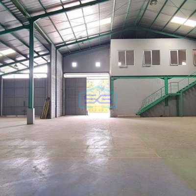 Disewakan Gudang Baru Pusat Kota Sayap Jln. Sudirman Bandung Luas Tanah 600m2