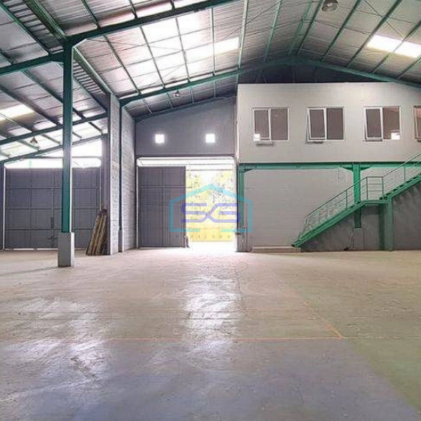 Disewakan Gudang Baru Pusat Kota Sayap Jln. Sudirman Bandung Luas Tanah 600m2-1