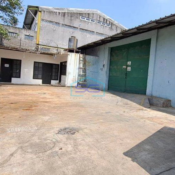 Disewakan Gudang Bagus Strategis Pusat Kota Jln. Caringin Bandung LT 515m2-1