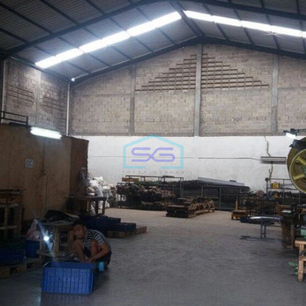 Disewakan Gudang Sayap Kopo Bandung LT 600m2 Masuk Fuso-1