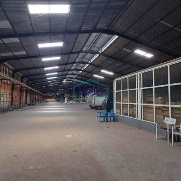 Disewakan Gudang Lokasi Strategis Soekarno Hatta Bandung Luas Bangunan 2500m2-1