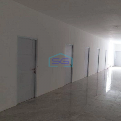 Disewakan Ruko Baru Besar Strategis Pusat Kota Jln. Riau Kota Bandung LB 500m2