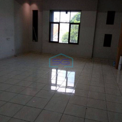 Disewakan Ruko di Jalan Veteran  Sayap Asia Afrika. Pusat Kota Bandung Tengah-2