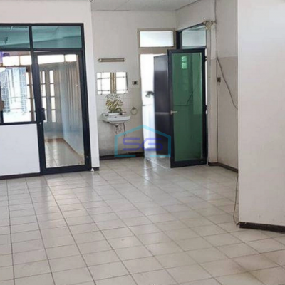 Disewakan Ruko Area Strategis Ditengah Kota Jln. Peta Bandung Kota LT 350m2