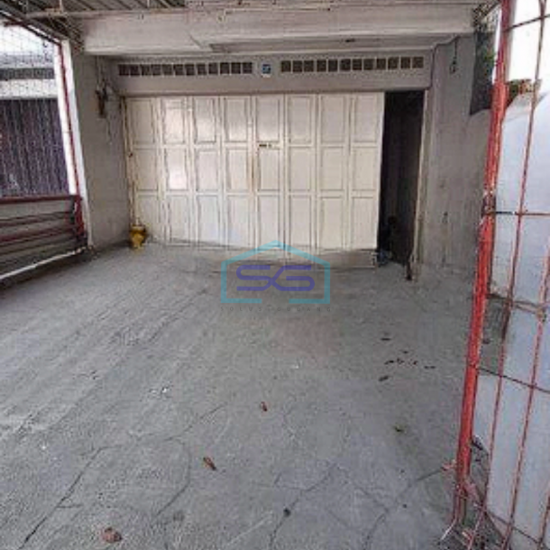 Disewakan Ruko 2 Lantai LB 375m2 Siap Pakai Terawat Area Strategis Mohammad Ramdan Kota Bandung-1