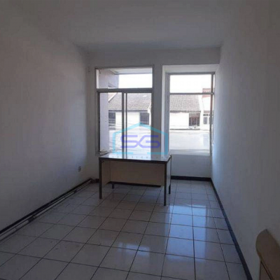 Disewakan Ruko Strategis di Pusat Kota Bandung LB 200m2