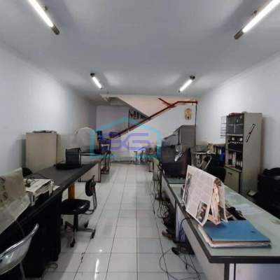 Disewa Ruko Strategis Area Lengkong