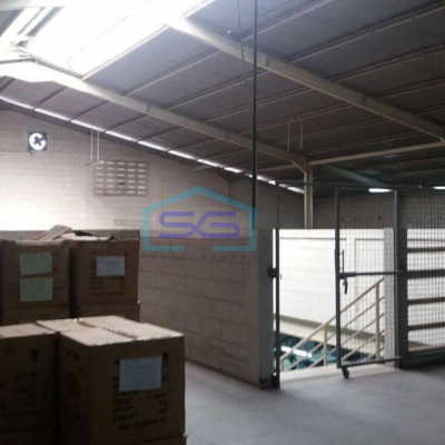 Disewa gudang siap pakai di jln peta, pusat kota bandung