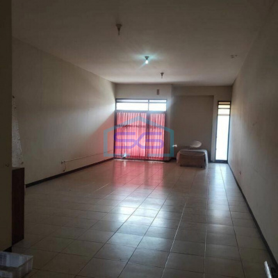 Disewa Ruko Strategis Hadap Timur Kompleks Mekarwangi Bandung