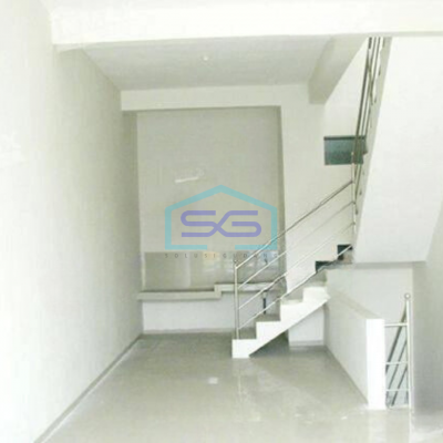 Disewakan 2 Ruko Jejer 3Lt Strategis di Malang