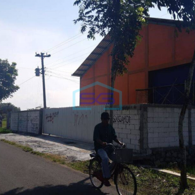 Dijual Gudang Baru di Sedayu Jalan Wates km 12 Ada Kantor dan Parkir Luas