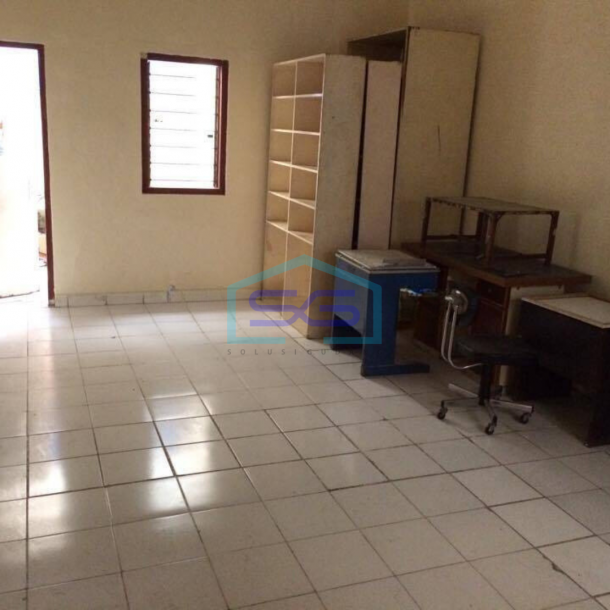 Disewakan  Ruang Kantor + Gudang Lokasi Strategis di Kotabaru Jogja-1