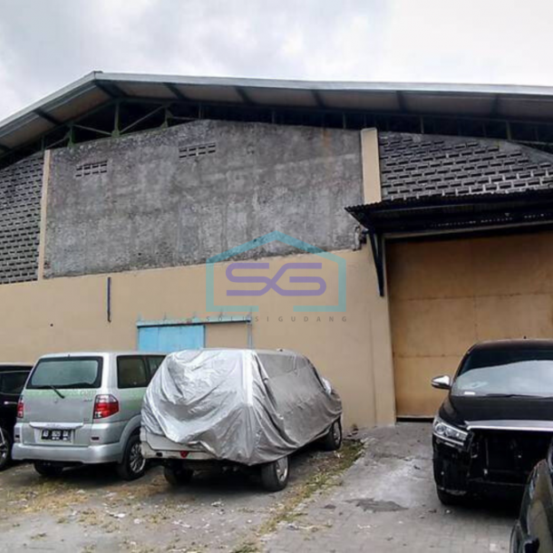 Disewakan Gudang di Jalan Magelang Dekat JCM Akses Kontainer-3