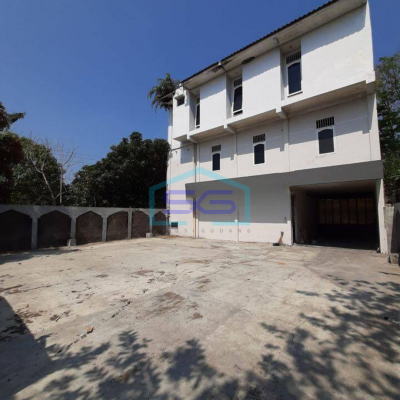 Disewakan Ruko Murah Besar Parkir Luas di Sleman Jogja