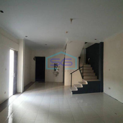 Disewakan Ruko Baru Siap Pakai Lokasi Tepi Jalan di Condongcatur Jogja