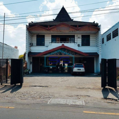 Disewakan Gedung Murah Parkir Luas Cocok Utk Gudang di Umbulharjo Jogja