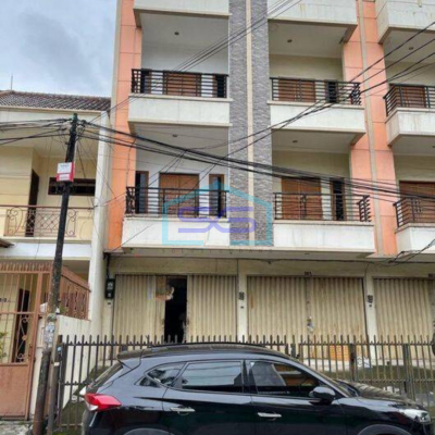 Disewakan ruko duri kepa jakarta barat lokasi bagus