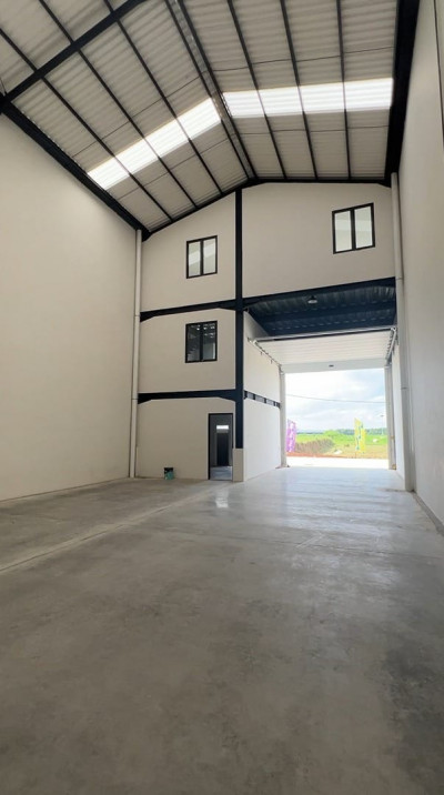 DIJUAL GUDANG DAN KANTOR LOKASI DI HALIM