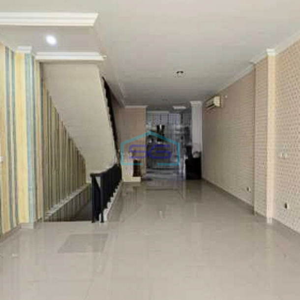 Dijual Ruko 3,5 Lantai di Green Lake City Jakarta Barat Luas Bangunan 267m2-1