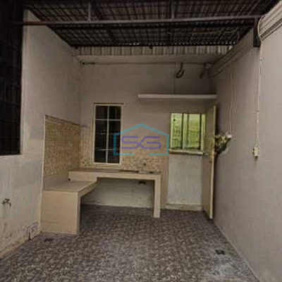 Dijual Ruko 3,5 Lantai di Green Lake City Jakarta Barat Luas Bangunan 267m2