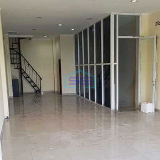 Dijual Ruko 3 Lantai Luas Bangunan 225m2 di Kelapa Gading Jakarta Utara-2