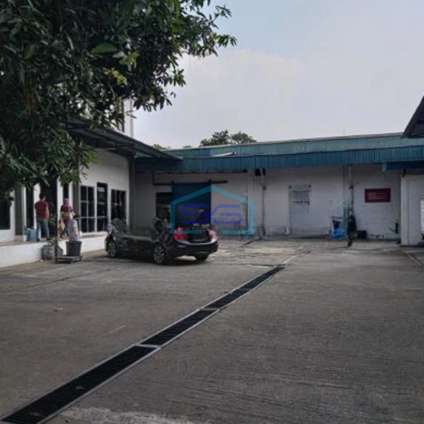 Disewakan Gudang Jl Raya Cikunir Bekasi Straregis Dekat Toll Bebas Banjir LB 850m2-1