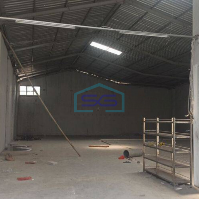 Disewakan gudang siap pakai tangerang baru kosong 1 bulan akses kontainer 40 ft