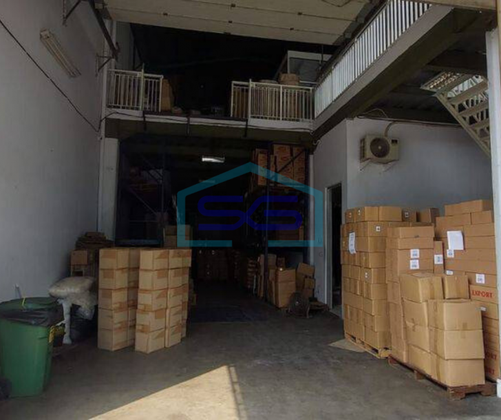 Gudang dijual di Bizpark daan mogot, 2 lantai, lift barang-3