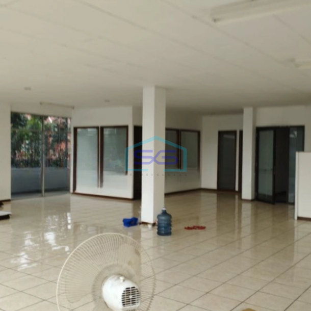 Disewakan Ruko Gandeng Luas Tanah 560 m² di Pasar Minggu Jakarta Selatan-1