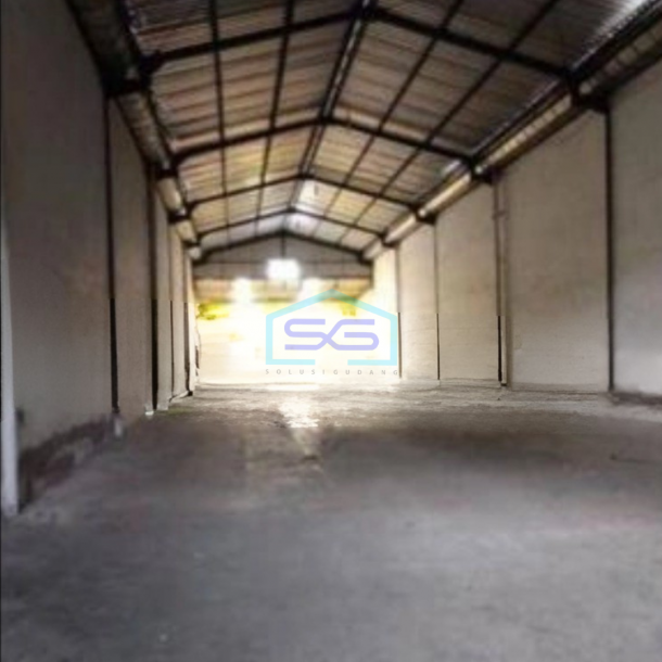 Dijual Gudang Luas Bangunan  378 m² Lokasi Kamal Jakarta Utara-3