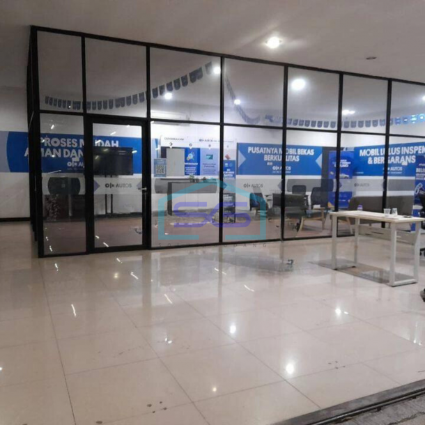 Disewakan Ruang usaha Ex Showroom di Bekasi cocok Untuk Gudang-3