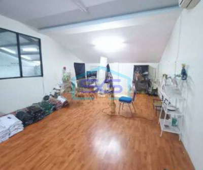 Gudang disewakan tanjung pura Kalideres