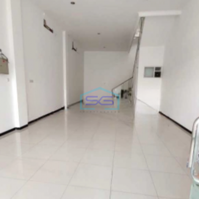 Disewakan Ruko 3 Lantai Di Gajah Mungkur S Parman Semarang Selatan Luas Bangunan 428 m²