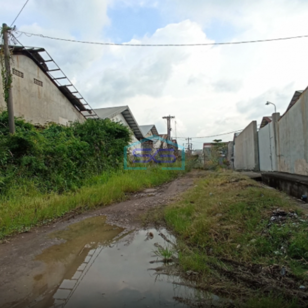 Dijual Gudang Di Lik Terboyo Semarang Luas Bangunan 600 m²-2