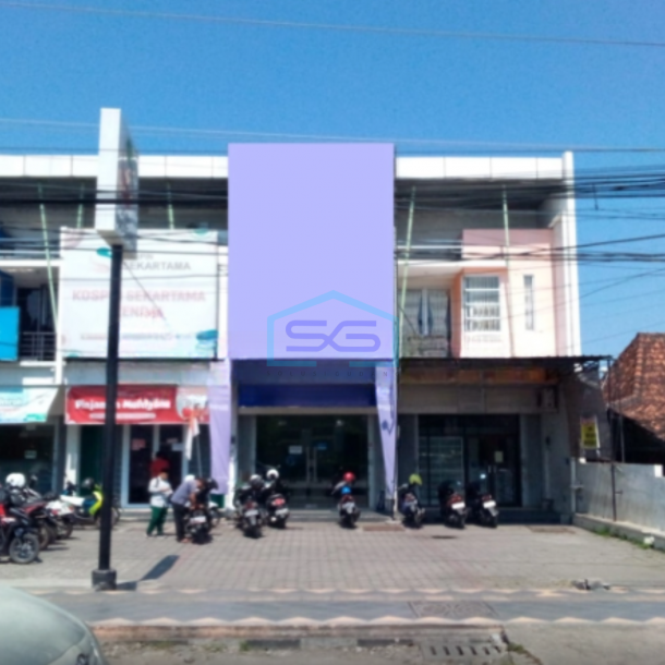 Disewakan Ruko Di Kendal Raya Luas Bangunan 140 m²-1
