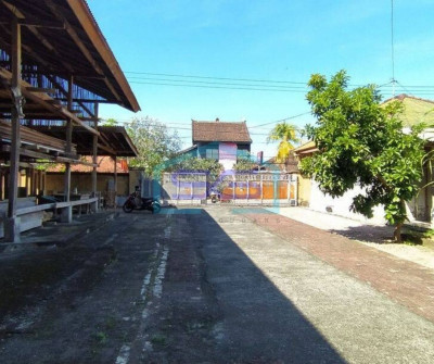 Disewakan Gudang Dengan Fasilitas Kantor Dan Halaman Luas lokasi Kerobokan