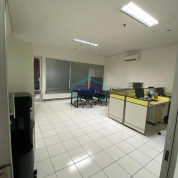 Dijual Ruko Graha Cempaka Mas Bangunan 4 Lantai Luas Bangunan 1200m² di Jakarta Pusat-3