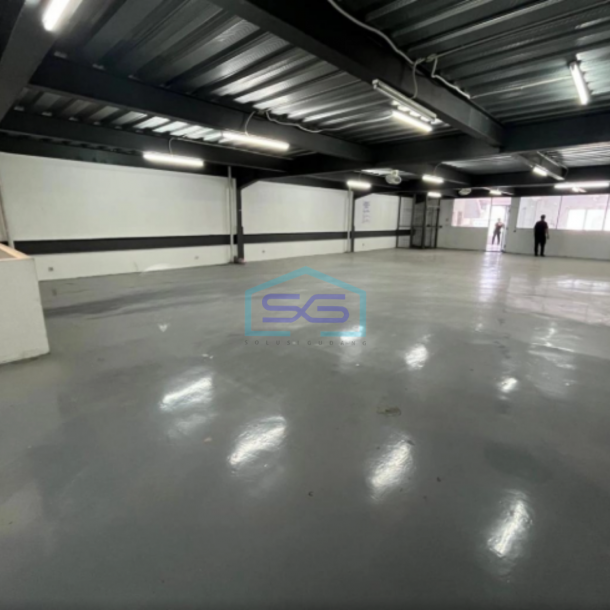 Disewakan Gudang Elang Laut PIK LB 720m2 Bangunan 3 lantai Termasuk Lift Barang di Jakarta Utara-1