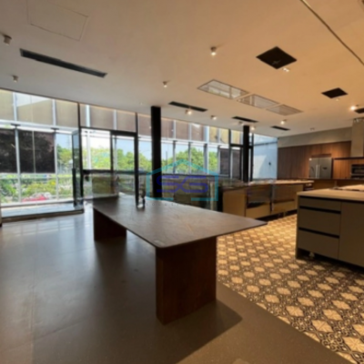 Dijual Office Building Commercial di Slipi Senayan LT 534m2 Jakarta Pusat