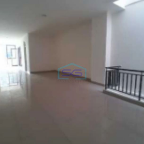Disewakan Best Deal Ruko PIK 2 LB 250m2 Bangunan 3 Lantai Lokasi Bagus di Jakarta Utara-2