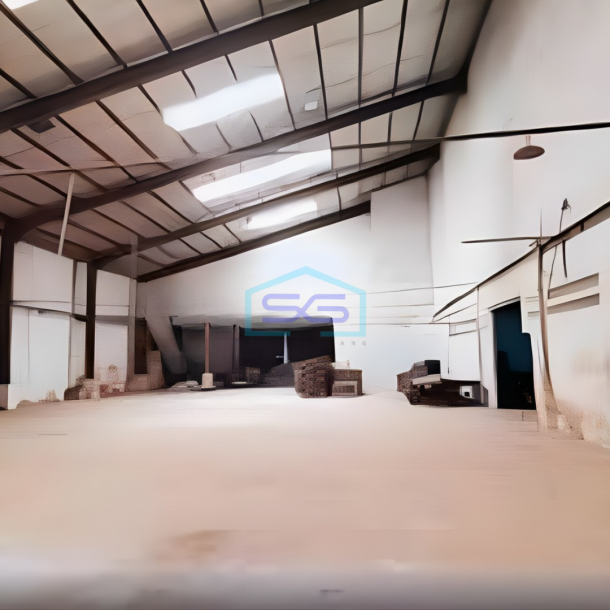 Disewakan Gudang Dadap LB 2000m2 Parkiran Bisa Untuk Container 40 Feet di Jakarta Barat-1