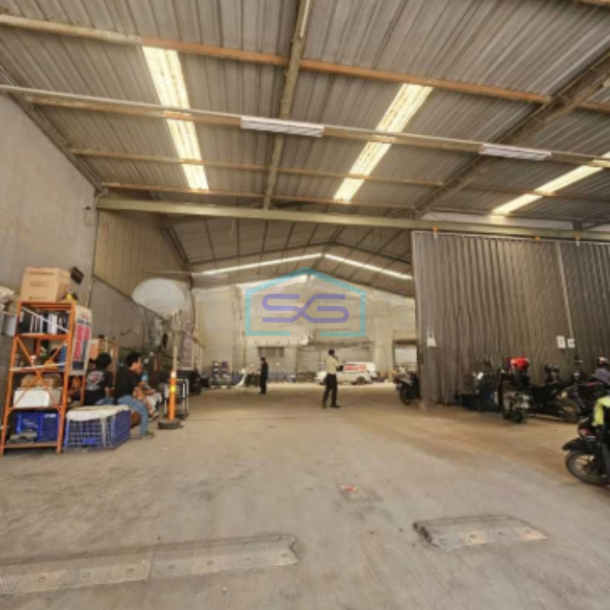 Disewakan Gudang Pluit Jl. Karang Raya Luas Tanah 1000m² di Jakarta Utara-2