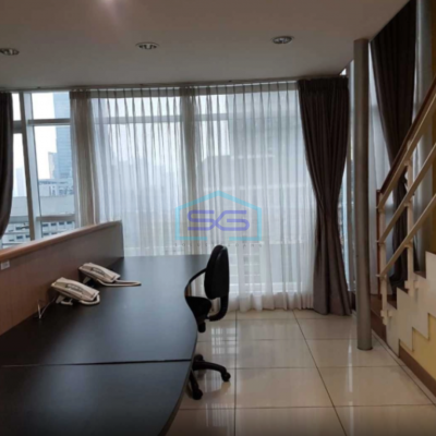 Disewakan Gedung Kantor Furnished Luas 100m2 di Jakarta Pusat-1