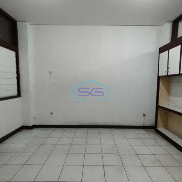 Disewakan Ruang Usaha Hanya Lantai 1 Di Garuda Bandung Pusat Cocok Untuk Usaha, Kantor-2
