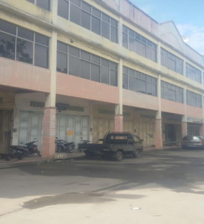 DISEWAKAN GUDANG DI KOMPLEK NIAGA MEDAN DELI