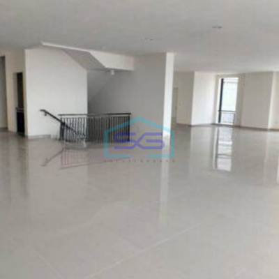 Disewakan rukan di Soho Ebony Pantai Indah Kapuk Jakarta Utara