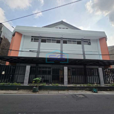Dijual Ruang Usaha di Gunung Sahari Jakarta Barat Luas Bangunan 3300m2